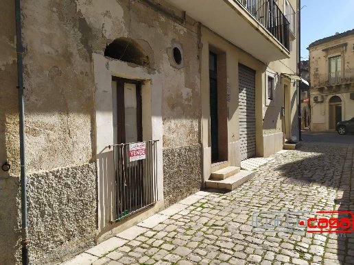 casa indipendente in vendita a Scicli