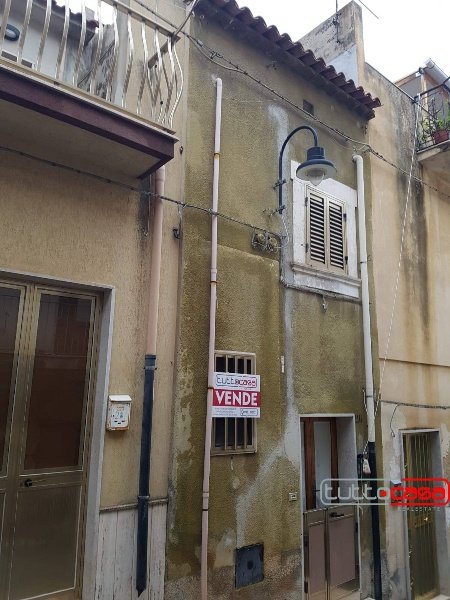casa indipendente in vendita a Scicli