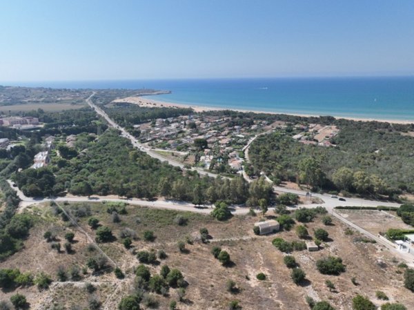 terreno agricolo in vendita a Scicli in zona Sampieri