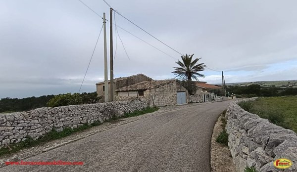 casale in vendita a Scicli