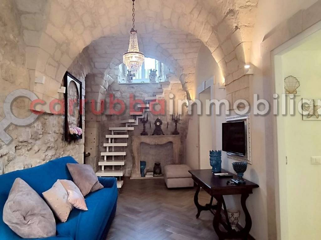 casa indipendente in vendita a Scicli