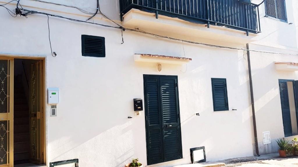 appartamento in vendita a Scicli in zona Cava d'Aliga