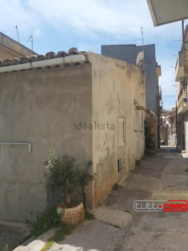 casa indipendente in vendita a Scicli