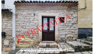 casa indipendente in vendita a Scicli