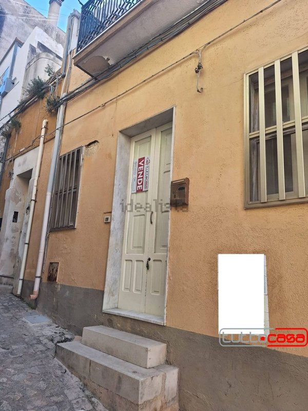 casa indipendente in vendita a Scicli