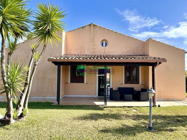 casa indipendente in vendita a Scicli in zona Donnalucata