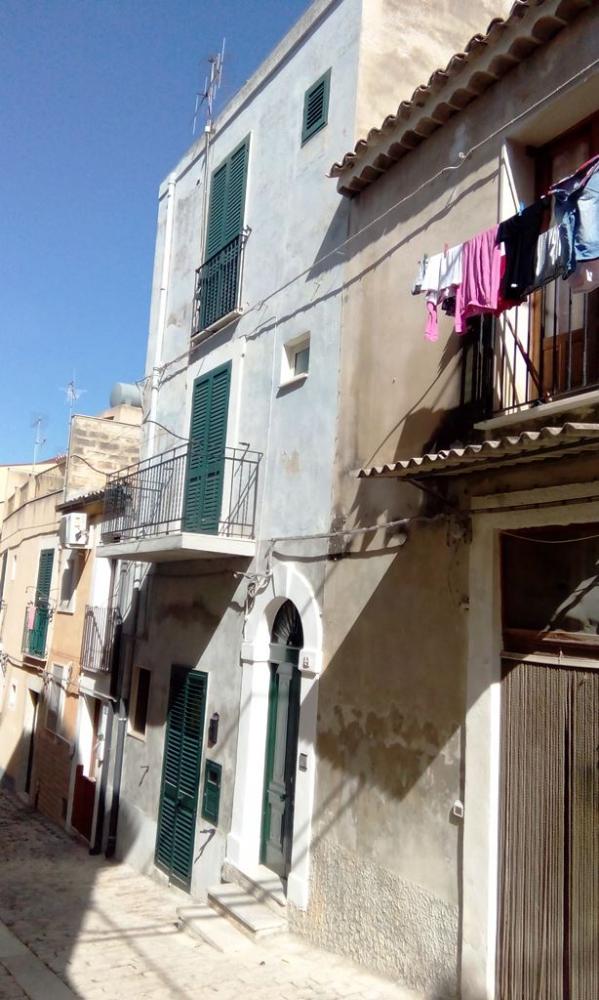 casa indipendente in vendita a Scicli