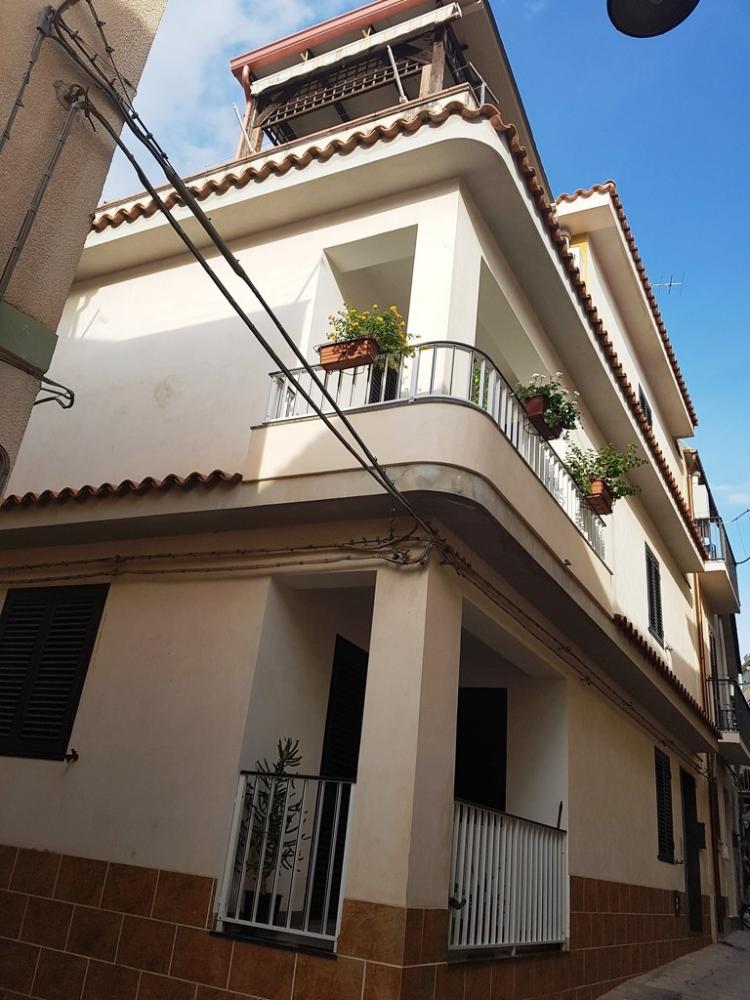 casa indipendente in vendita a Scicli