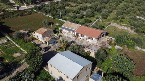 casale in vendita a Scicli
