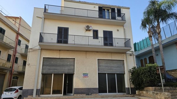 appartamento in vendita a Scicli in zona Donnalucata