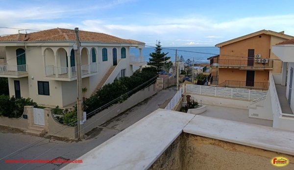 casa indipendente in vendita a Scicli in zona Cava d'Aliga