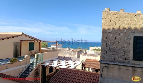 casa indipendente in vendita a Scicli in zona Cava d'Aliga