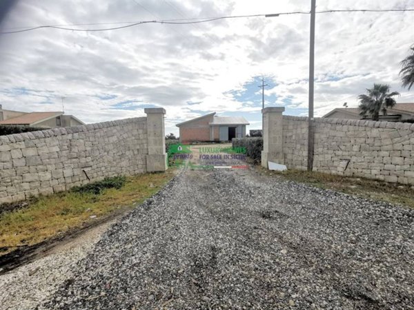 casa indipendente in vendita a Scicli