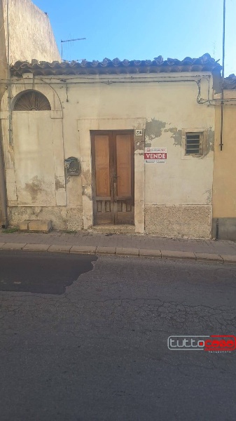 casa indipendente in vendita a Scicli