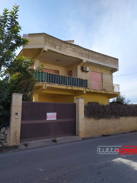 casa indipendente in vendita a Scicli in zona Sampieri