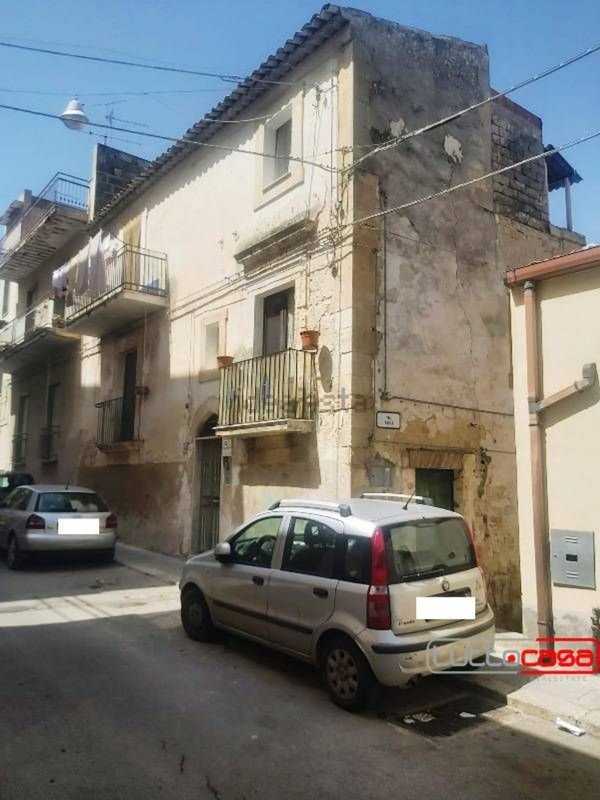 casa indipendente in vendita a Scicli