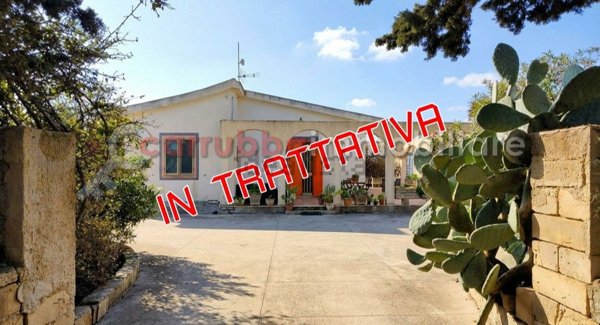 casa indipendente in vendita a Scicli in zona Cava d'Aliga