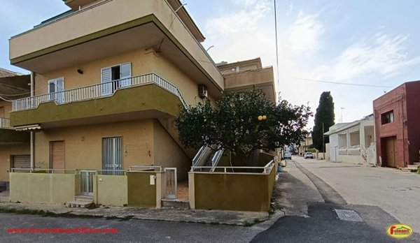 appartamento in vendita a Scicli in zona Sampieri