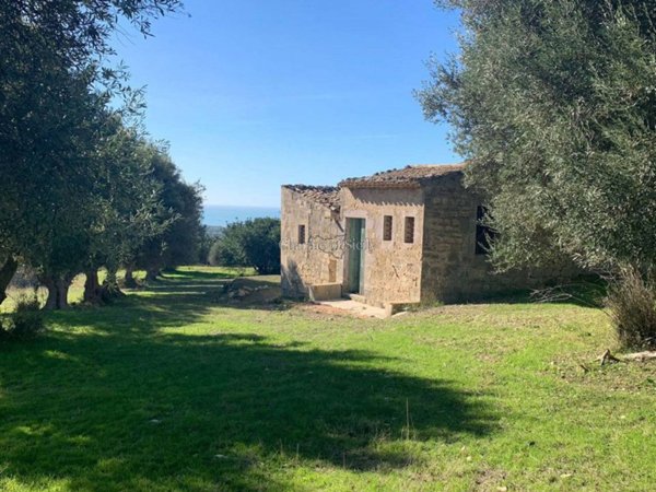 casale in vendita a Scicli in zona Cava d'Aliga