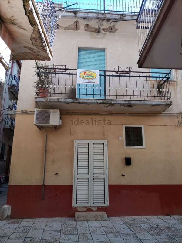 casa indipendente in vendita a Scicli