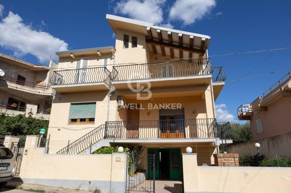 casa indipendente in vendita a Scicli in zona Sampieri
