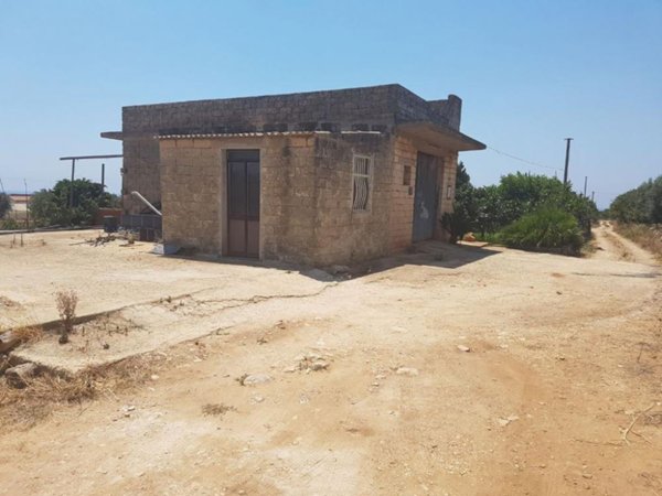 casa indipendente in vendita a Scicli in zona Sampieri