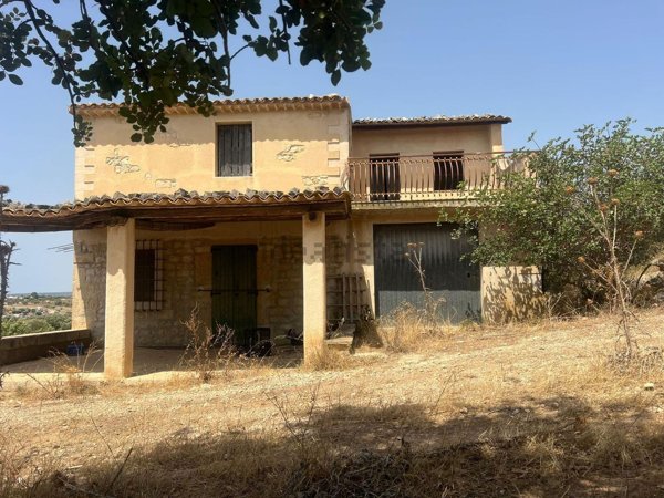 quadrivano in vendita a Scicli