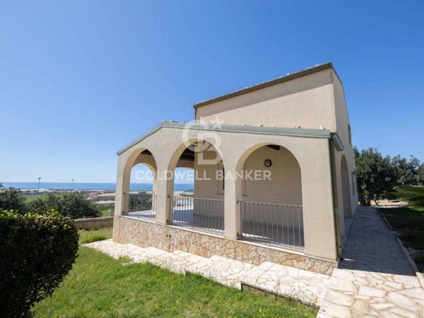 casa indipendente in vendita a Scicli in zona Donnalucata