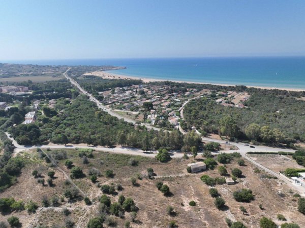 terreno edificabile in vendita a Scicli in zona Sampieri