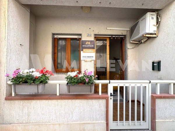appartamento in vendita a Scicli in zona Donnalucata