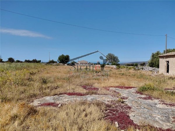 casa indipendente in vendita a Scicli in zona Donnalucata