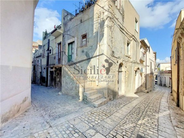 casa indipendente in vendita a Scicli