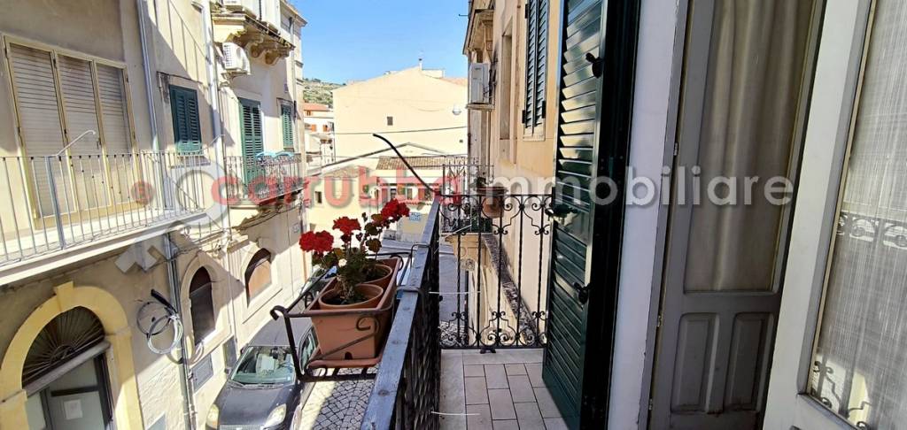 casa indipendente in vendita a Scicli in zona Sampieri