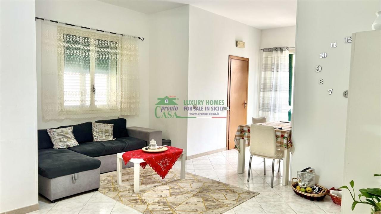appartamento in vendita a Scicli in zona Donnalucata