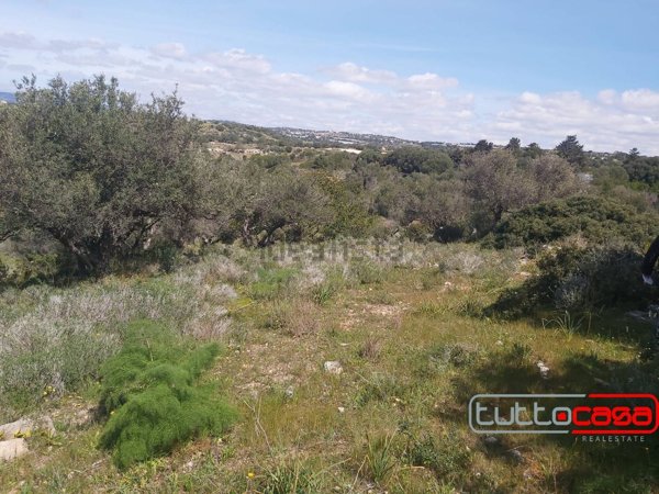 terreno edificabile in vendita a Scicli in zona Cava d'Aliga