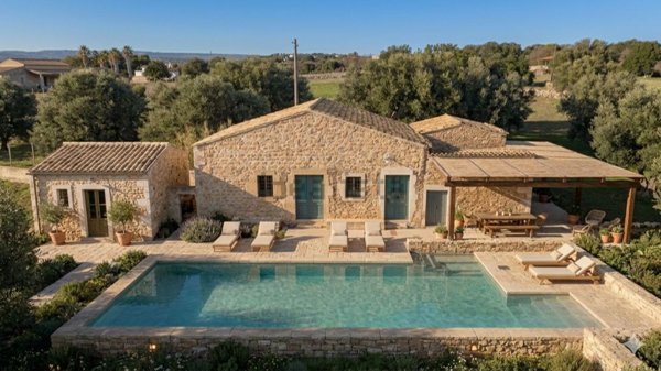 appartamento in vendita a Scicli in zona Cava d'Aliga