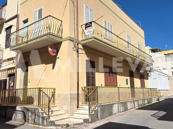casa indipendente in vendita a Scicli in zona Donnalucata
