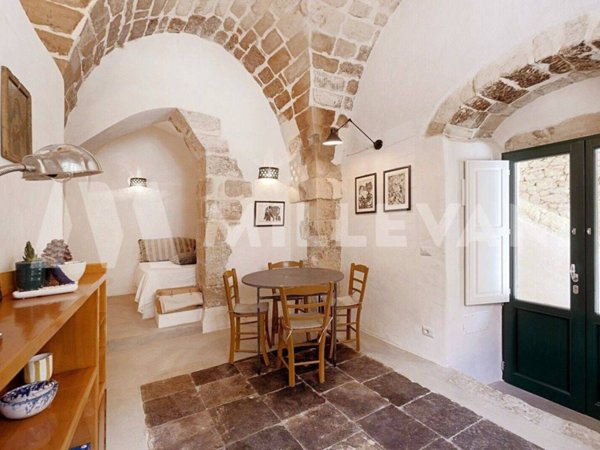 casa indipendente in vendita a Scicli