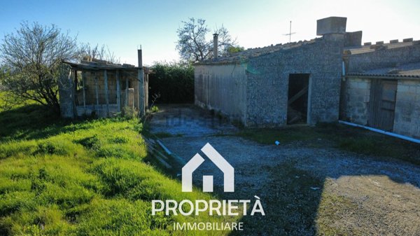 casa indipendente in vendita a Scicli in zona Donnalucata