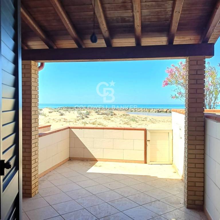 casa indipendente in vendita a Scicli in zona Donnalucata
