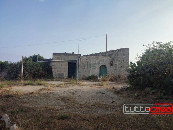 casa indipendente in vendita a Scicli