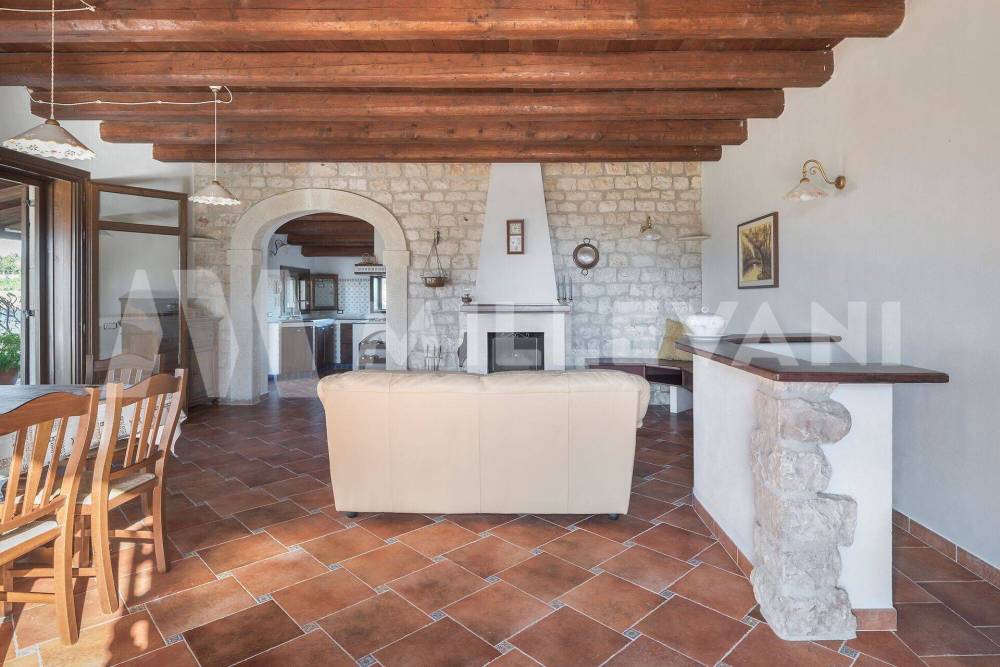 casa indipendente in vendita a Scicli