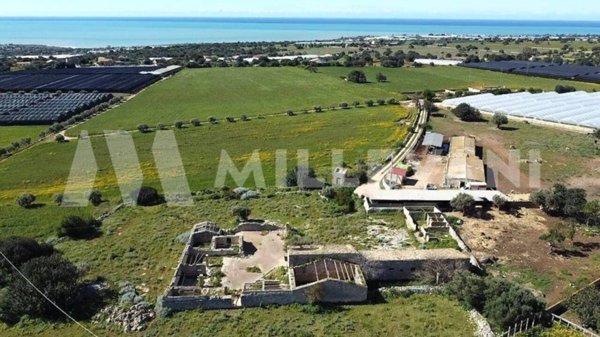 casa indipendente in vendita a Scicli in zona Sampieri