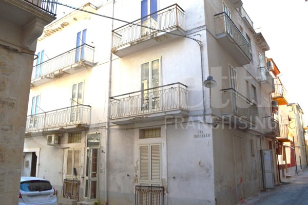 intera palazzina in vendita a Scicli
