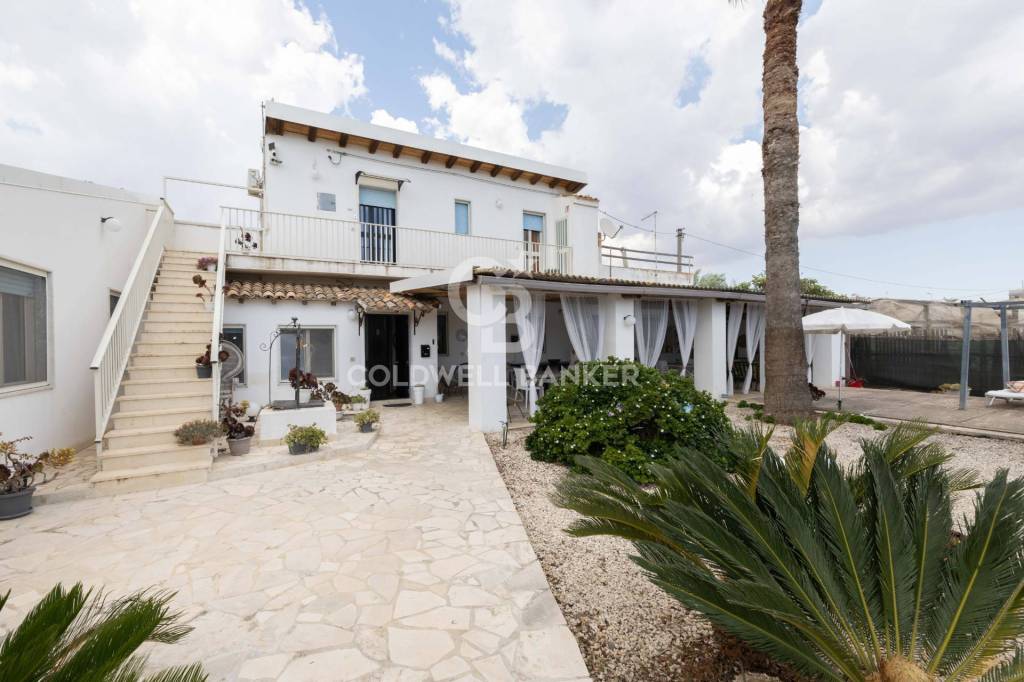 casa indipendente in vendita a Scicli
