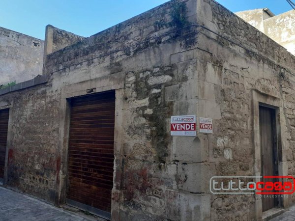 box auto in vendita a Scicli