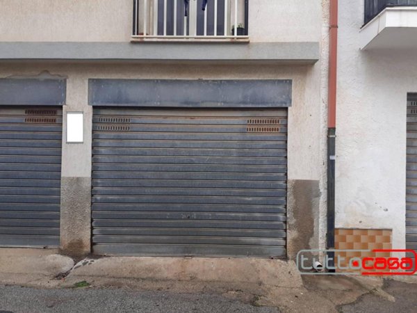 box auto in vendita a Scicli in zona Donnalucata