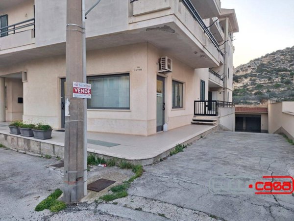 box auto in vendita a Scicli