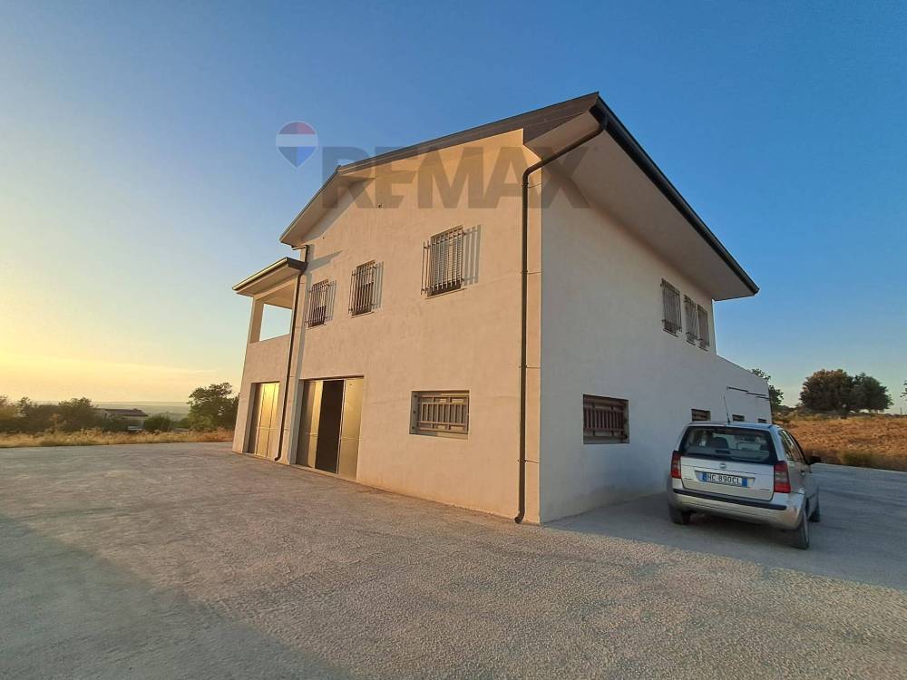 casa indipendente in vendita a Scicli