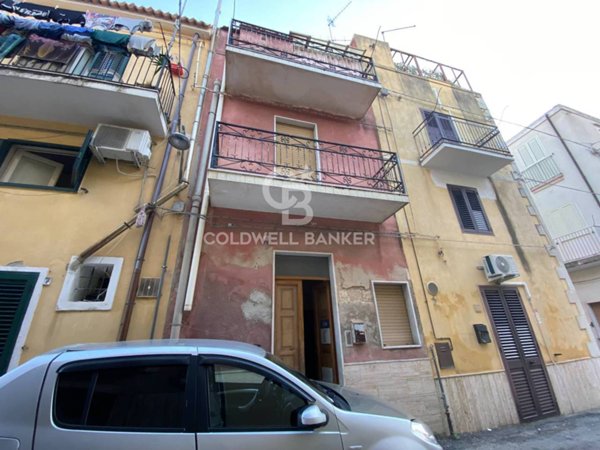 casa indipendente in vendita a Scicli